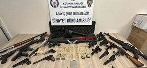 Kütahya merkezli kaçak silah ticareti operasyonunda 16 şüpheli yakalandı