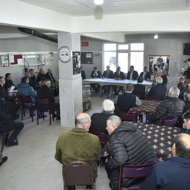 Edirne Valisi Sezer, köy ziyaretlerini sürdürüyor