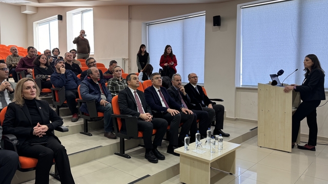 MAKÜ'de mikroalgten yüksek proteinli kanatlı hayvan yemi üretilecek