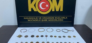 Mersin'de 24 sikke ve 10 obje ele geçirildi
