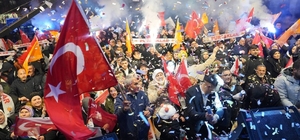 AK Parti Pursaklar Belediye Başkan adayı Çetin, ilçede coşkuyla karşılandı
