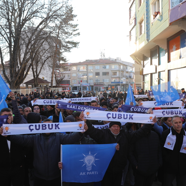 AK Parti Çubuk Belediye Başkan adayı Demirbaş'a coşkulu karşılama