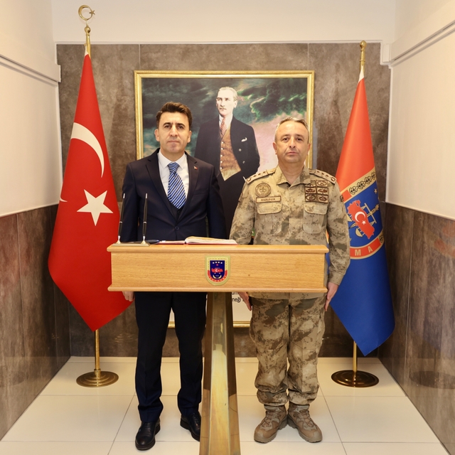 Bilecik Valisi Aygöl'den Söğüt Jandarma Ulaştırma Eğitim Merkez Komutanlığı...