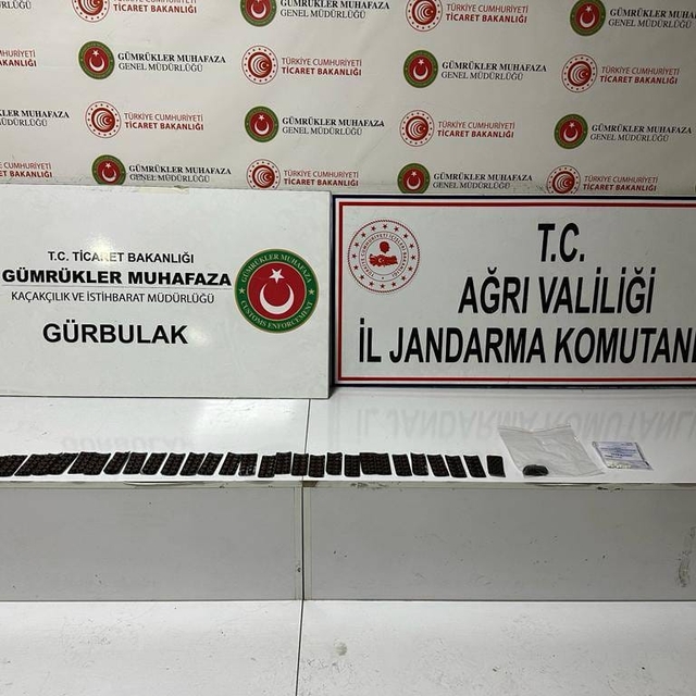 Gürbulak Gümrük Kapısı'nda 10 kilo 177 gram uyuşturucu ele geçirildi