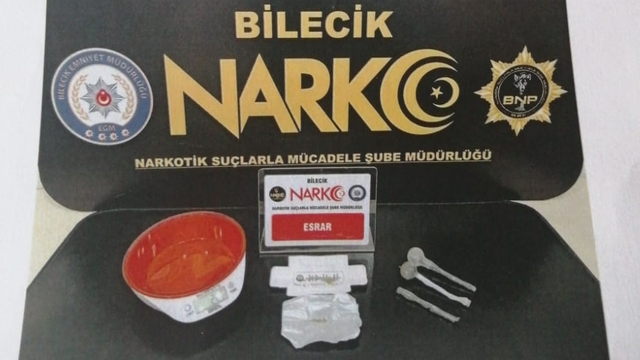 Bilecik'te uyuşturucu operasyonunda yakalanan 3 şüpheli tutuklandı