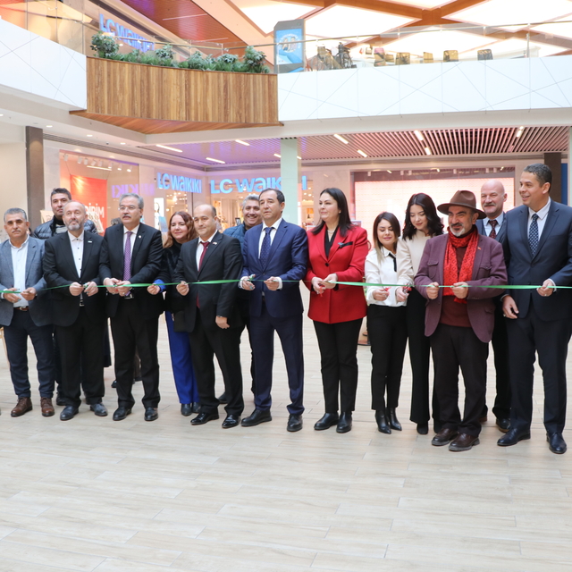 Edirne'de bağımlılıklarla dikkat çekmek amacıyla sergi açıldı