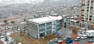 Başkan Çolakbayrakdar, kültür merkezi inşaatını inceledi