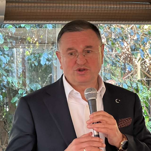 Hatay Büyükşehir Belediye Başkanı Lütfü Savaş, basınla buluştu