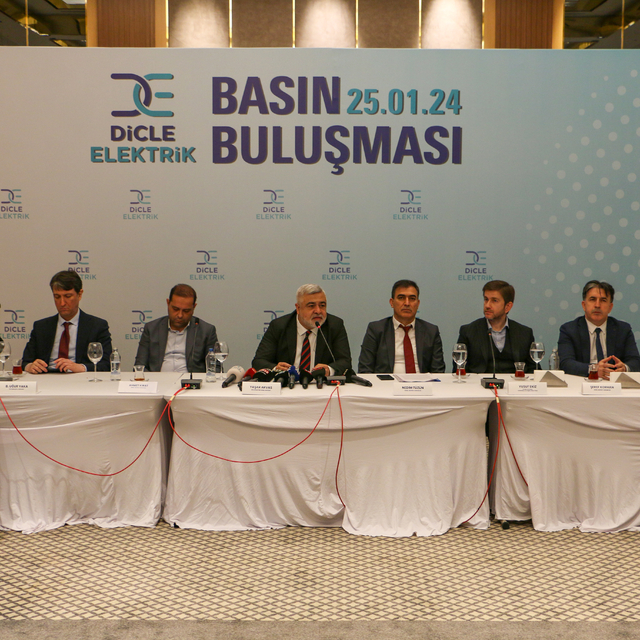 Dicle Elektrik Genel Müdürü Arvas "Basın Buluşması"nda konuştu: