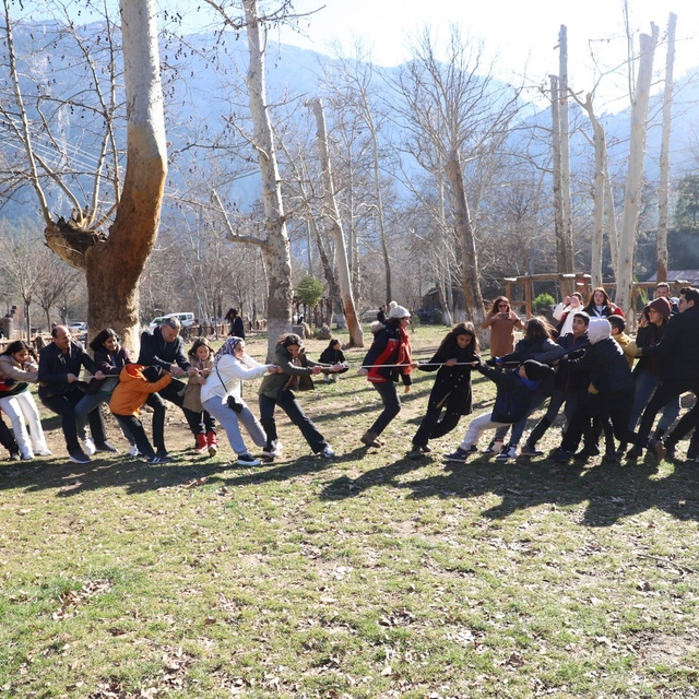 Depremzede çocuklar, Belemedik Tabiat Parkı'nı gezdi