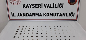Kayseri'de tarihi eser niteliğinde 75 sikke ve 7 obje ele geçirildi
