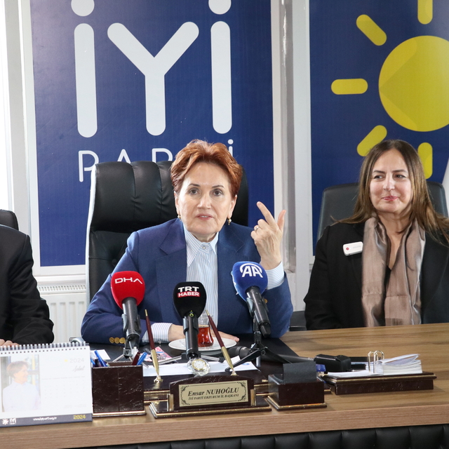 İYİ Parti Genel Başkanı Akşener, Erzurum'da partililerle buluştu: