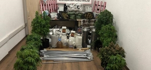 Muğla'da prefabrik konteynerde 4 kilo 690 gram uyuşturucu ele geçirildi