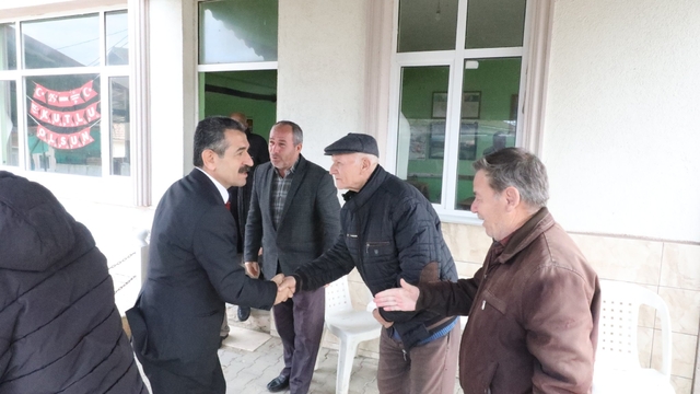 Kırklareli Valisi Ekici köy ziyaretlerini sürdürüyor