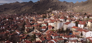 Sivrihisarlı kasaplar festival için dövme sucuk mesaisinde