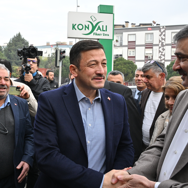 AK Parti İzmir Büyükşehir Belediye Başkan adayı Dağ, muhtarlarla buluştu