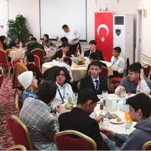 Nilüfer Anadolu İmam Hatip Lisesi Gençlik Çalıştayı öğrencilere önemli kaza...