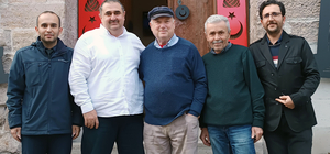 İngiliz yazar Bernieres, Çanakkale'den Cumhuriyete 100. Yıl Müzesi'ni gezdi