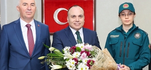 Gümrük Müdürlüğü personelinden Artvin Valisi Ünsal'a ziyaret