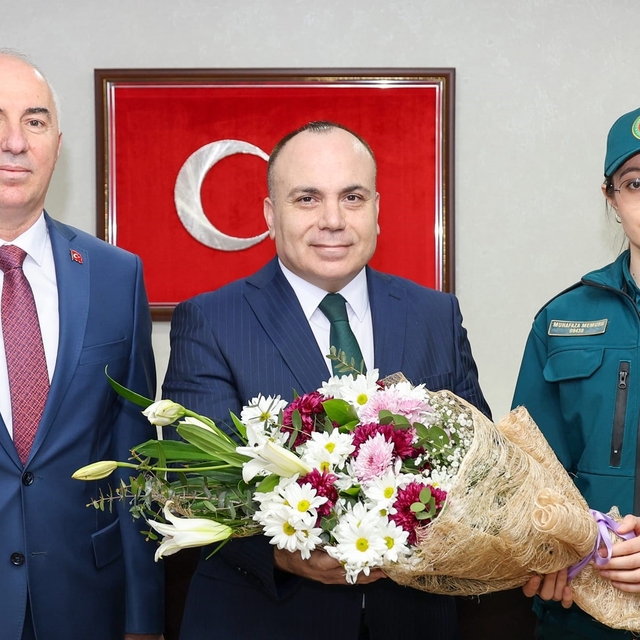 Gümrük Müdürlüğü personelinden Artvin Valisi Ünsal'a ziyaret