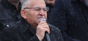 Başkan Büyükkılıç, Sarız ilçesinde vatandaşla buluştu