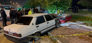 Adana'da otomobilin çarptığı elektrikli bisikletin sürücüsü öldü, 3 kişi ya...