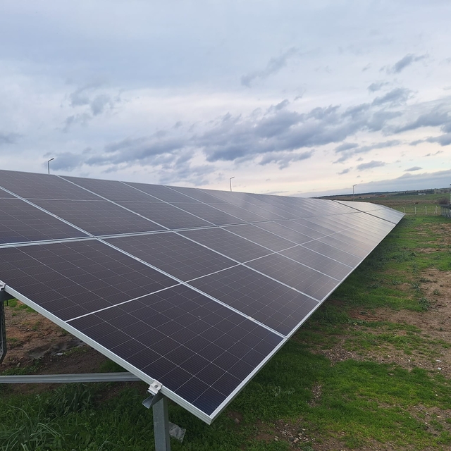 Gümüşçay Belediyesi güneş enerjisinden elektrik üretimine başladı