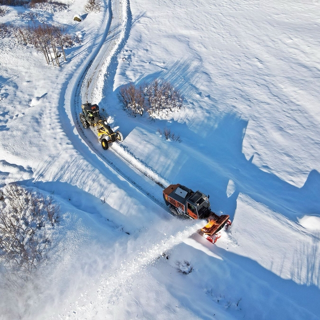 Tunceli ve Bingöl'de 467 köy yolu kardan kapandı