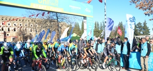 CRI Türkiye Kış Bisiklet Yarışları serisi Aspendos'ta başladı