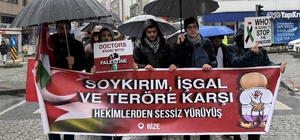 Rize'de sağlık çalışanlarından Filistin için "sessiz yürüyüş"