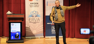 Kayseri'de "Dijital dünyada çocuk ve ebeveyn olmak" konulu konferans düzenlendi