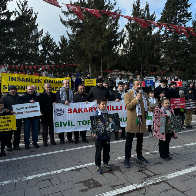 İsrail'in Gazze'ye yönelik saldırıları Sakarya'da protesto edildi