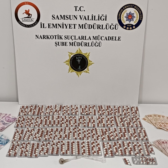 Samsun'da uyuşturucu operasyonunda 3 zanlı yakalandı