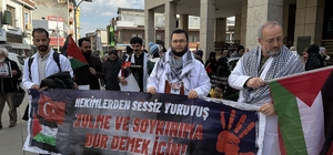 Sakarya'da hekimler ve sağlık çalışanları Gazze için "sessiz yürüyüş" yaptı