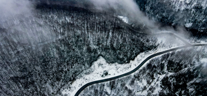 Düzce ve Sakarya'nın yüksek kesimlerinde kar etkili oluyor