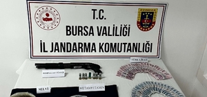 Bursa'da kesinleşmiş hapis cezası bulunan ve uyuşturucuyla yakalanan firari...