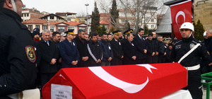 Şehit polis memuru Cengiz Parlak, Amasya'da son yolculuğuna uğurlandı