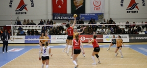 Voleybol: Vodafone Sultanlar Ligi