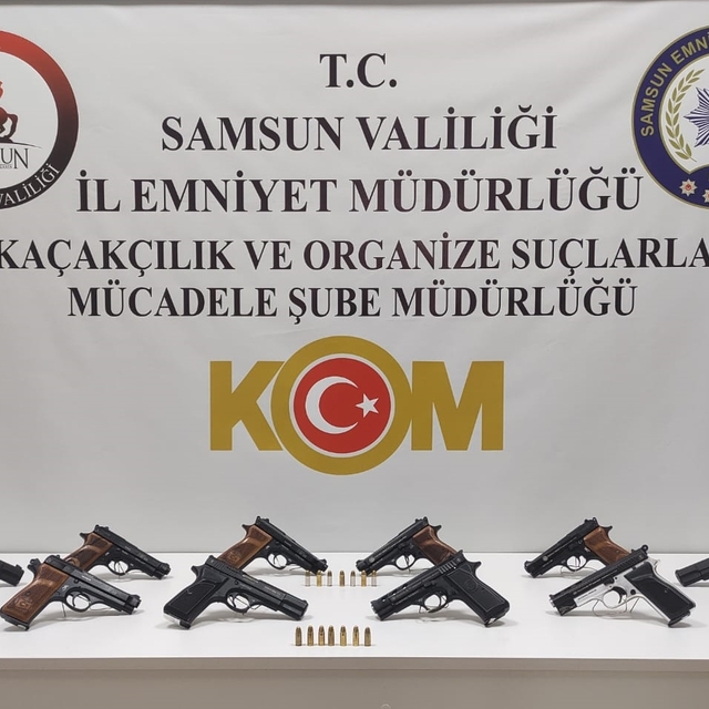 Samsun'da 12 ruhsatsız tabanca ele geçirildi