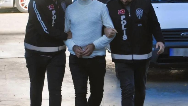 Kırklareli'nde çeşitli suçlardan aranan 15'i hükümlü 33 kişi yakalandı