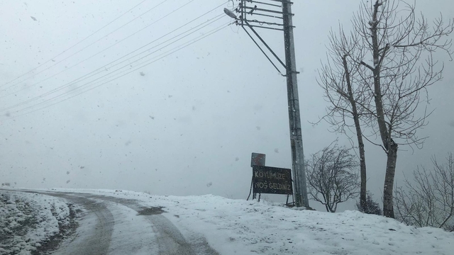 Osmaneli'nin yüksek kesimlerinde kar etkili oldu