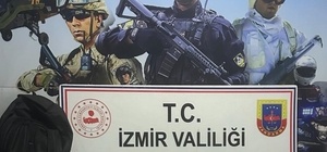 İzmir'de uyuşturucu ve silah kaçakçılığı operasyonlarında 3 kişi tutuklandı