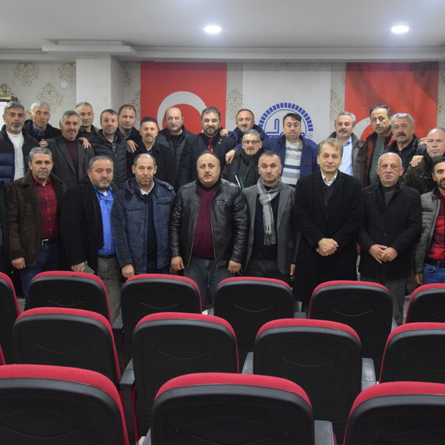 Espiye Muhtarlar Derneği Başkanlığı Çelik yeniden seçildi