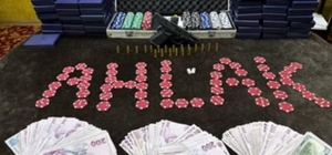 Kumar oynarken yakalanan 13 kişiye 83 bin 525 TL ceza