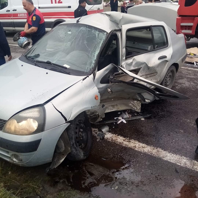 Kazada ölen sürücü 'asli kusurlu' bulundu, 'tali kusurlu' sürücüye 15 yıla...