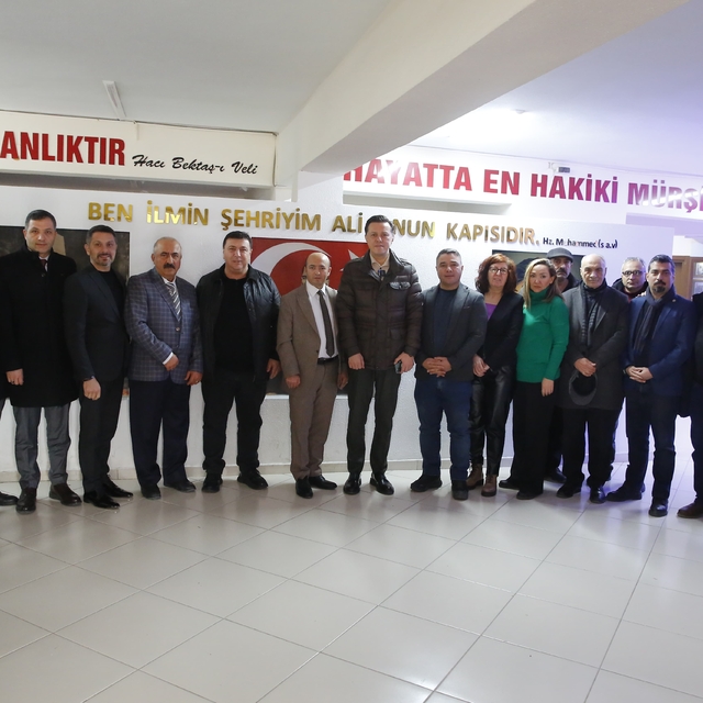 Nebi Hatipoğlu, Hacı Bektaş Veli Anadolu Kültür Vakfı ve derneğini ziyaret...