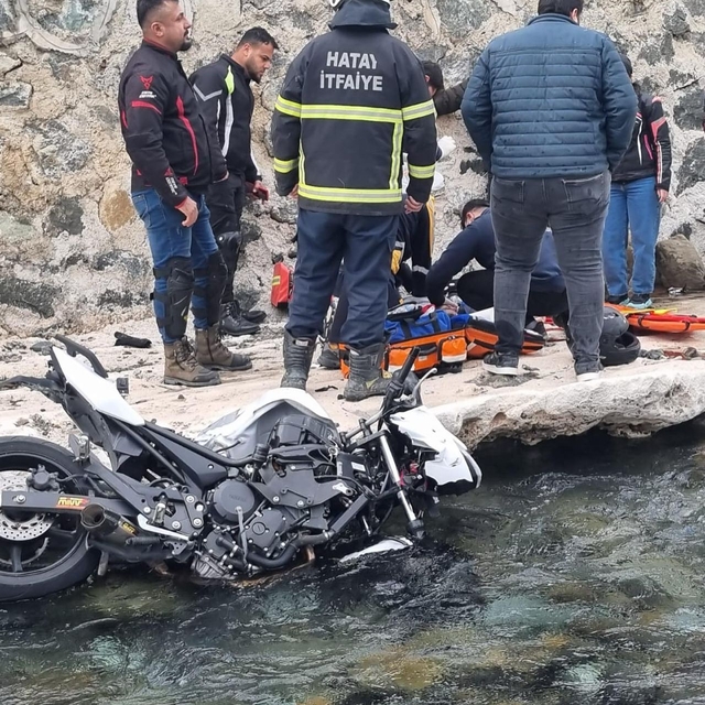 Hatay'da uçuruma yuvarlanan motosikletin sürücüsü öldü