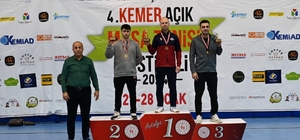 Kemer'de masa tenisi heyecanı yaşandı