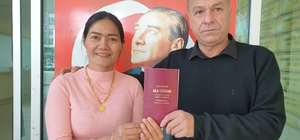 Taylandlı gelin ve Türk damat, Osmaniye'de evlendi