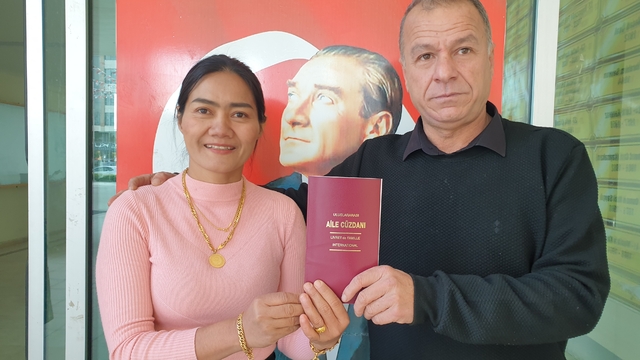 Taylandlı gelin ve Türk damat, Osmaniye'de evlendi